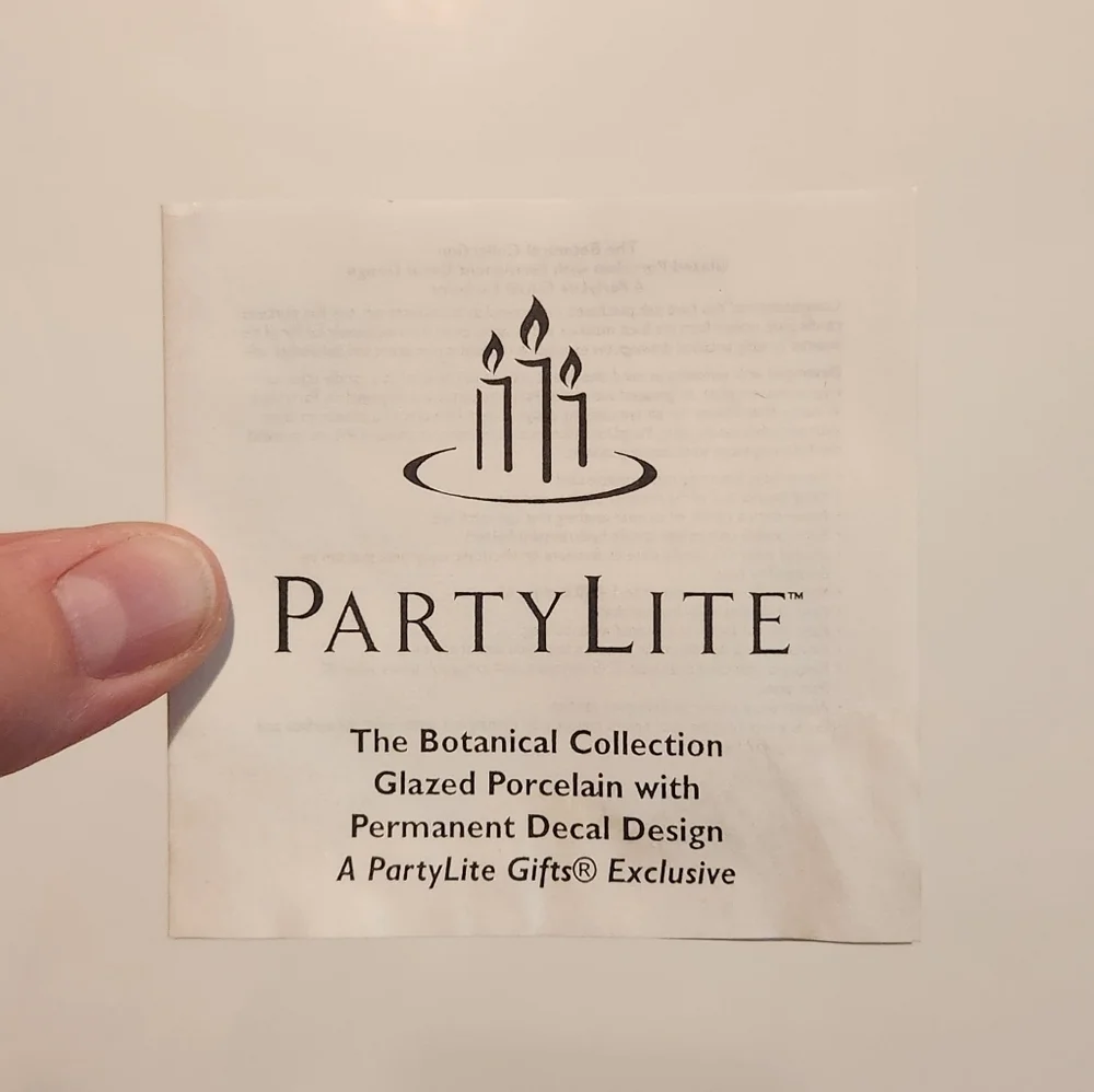 Brand New PartyLite “The Botanical Collection” Glazed Porcelain Dish Tul… - Picture 6 of 8